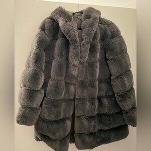 Plush Faux Fur Paneled Gray Coat with Hood
